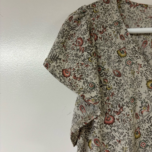 Melloday blouse gray with small flowers size large - Picture 6 of 6